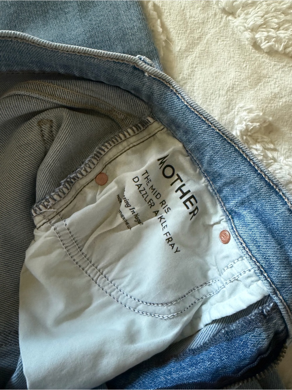 MOTHER Dazzler Mid Rise Ankle Fray Jean - Picture 3 of 4